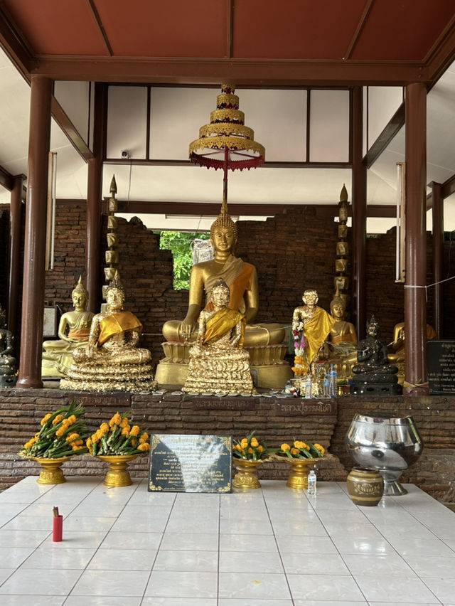 ”วัดโพธิ์เก้าต้นและตลาดบ้านบางระจันสิงห์บุรี“