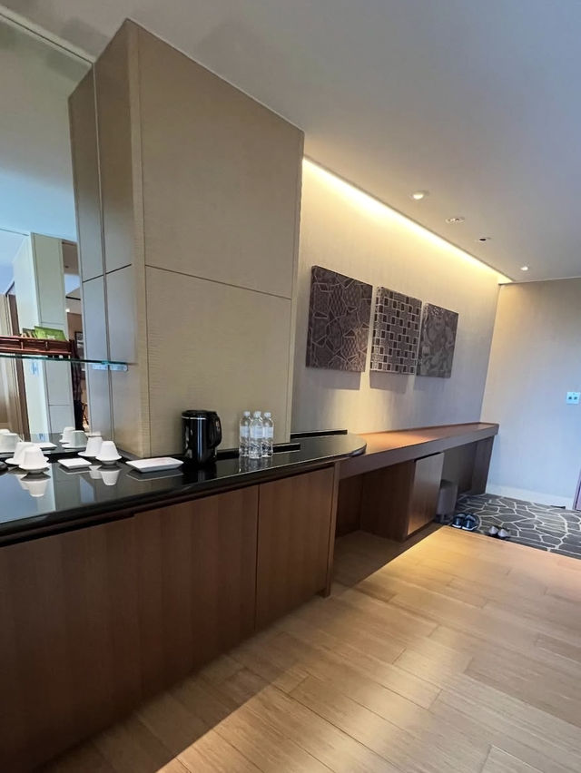 🏨志摩観光ホテル ザ ベイスイート｜格式と絶景が融合するラグジュアリー空間