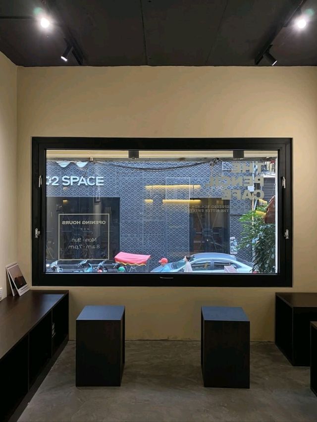 The Pencil Café