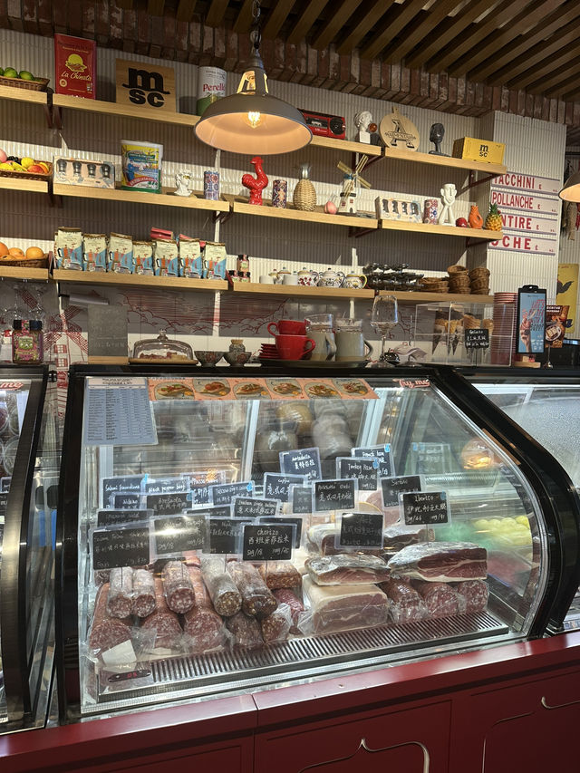 Discover Authentic Italian Flavors at Mulino Alimentari in Coco Park