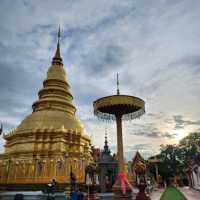 วัดพระธาตุหริภุญชัย ที่ลำพูน