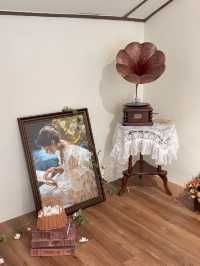 Three-Storey Vintage Charm Just Minutes from the Checkpoint