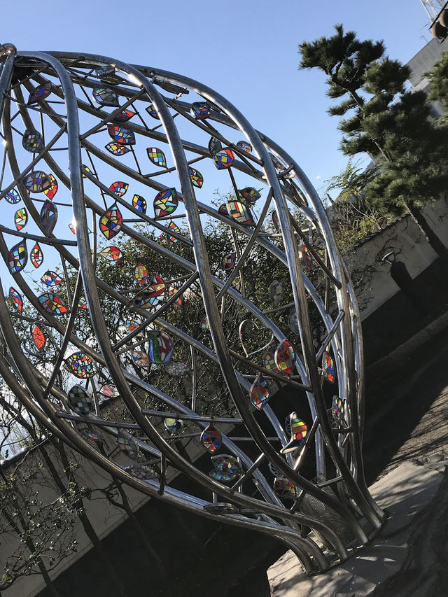 【静岡県　伊東市　富士山を望む大室山リフトとお鉢周り】