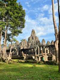 🛕 Phnom Bakheng – Sunset Above the Temples of Time 🌄