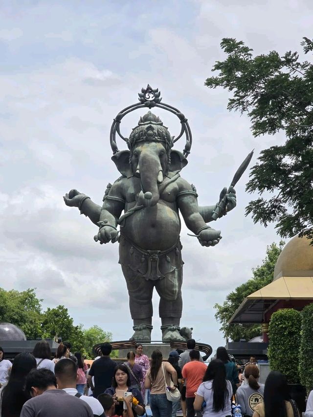 อุทยานพระพิฆเนศ องค์ยืน