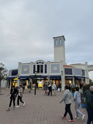쇼핑과 산책이 공존하는 곳 – Freeport Lisboa Fashion Outlet