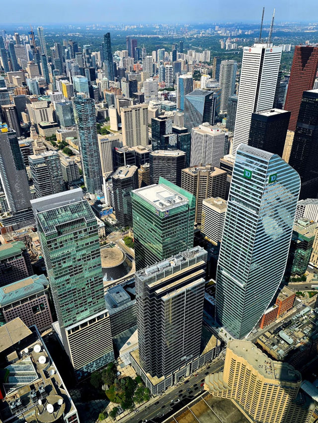 📡🇨🇦 Top of Canada — CN Tower Panoramic Experience