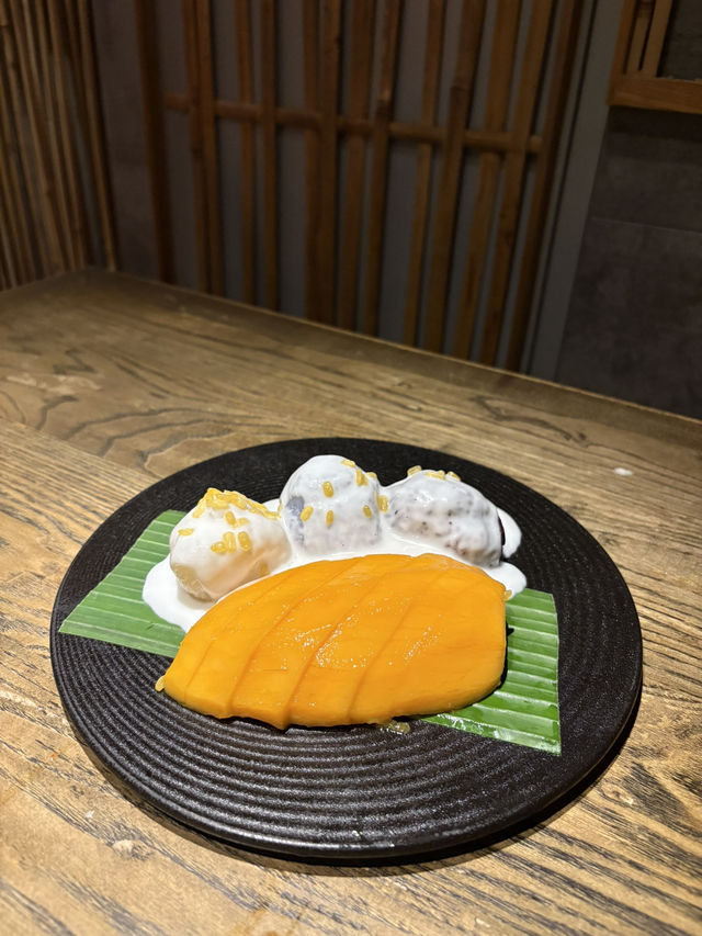 西灣河海邊chill感滿滿泰國餐廳