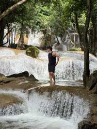 น้ำตกลับที่เขาว่ากัน มันสวยจับใจ น้ำตกผาตาก
