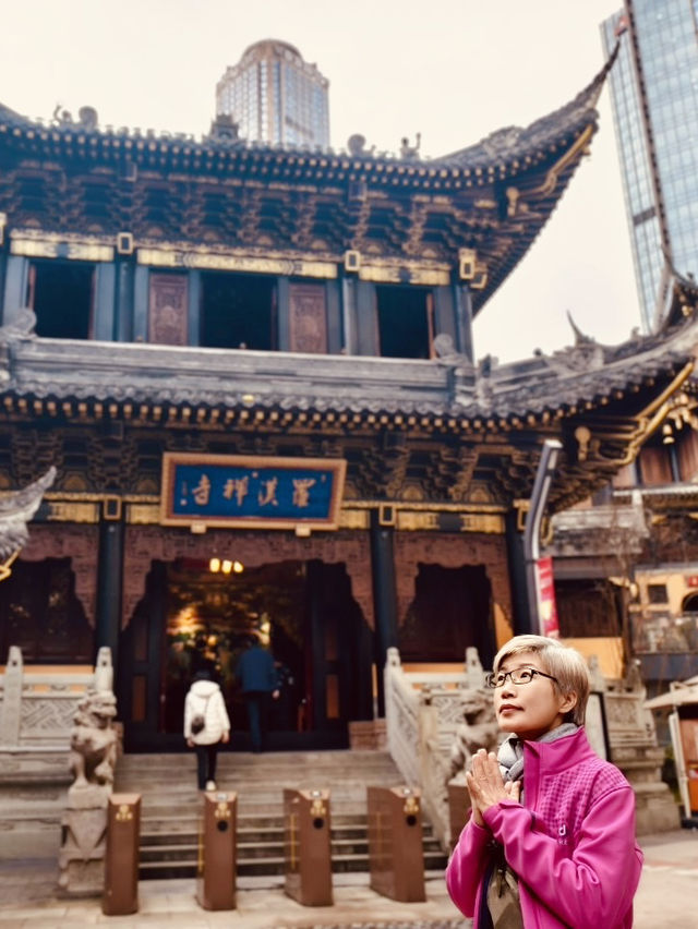 重慶一間值得你晃進來的佛教寺院～『羅漢寺』