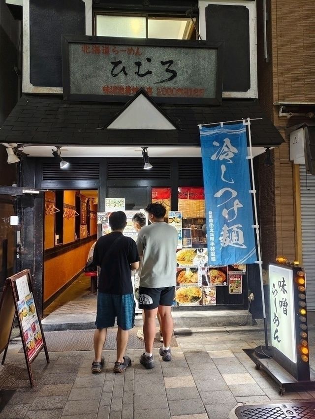 上野阿美橫丁（アメヤ横丁）：一條街吃喝玩樂應有盡有