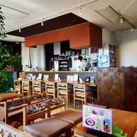 예쁜 고양이가 상주하는 재즈 가득한 쿠시로의 카페, Jazz & Cafe Cat!!