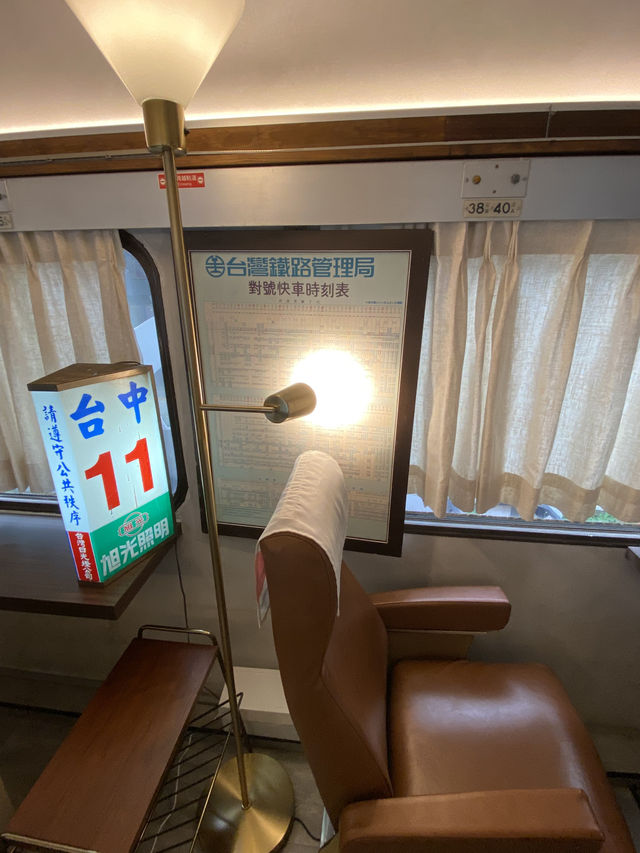 週末來趟輕旅行!台中驛鐵道文化園區,好逛又好拍的懷舊市集 週末來趟輕旅行!台中驛鐵道文化園區,好逛又好拍的懷舊市集