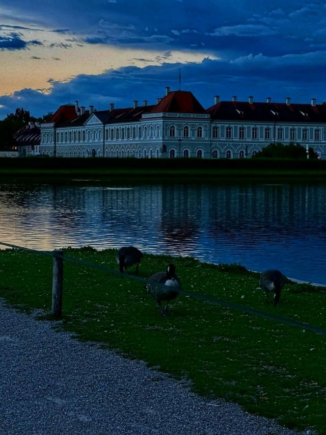 👑 Nymphenburg Palace – Bavaria’s Royal Splendor 👑