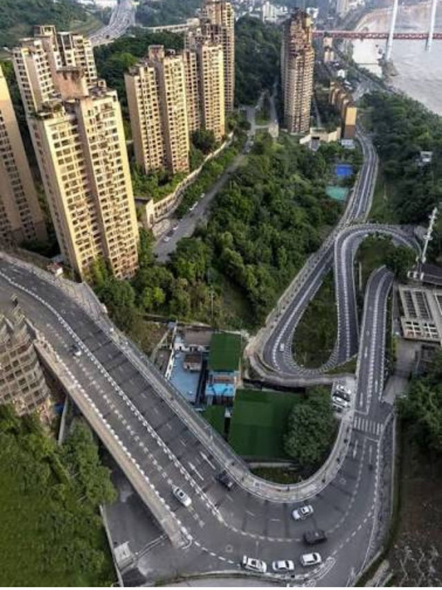 Chongqing(重庆)เมื่อชีวิตต้องฝ่าอุปสรรคแบบ โมโนเรล