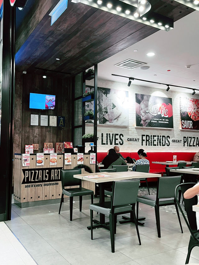 Pizza Hut: Malaysian Favourite for Comforting Pizzas