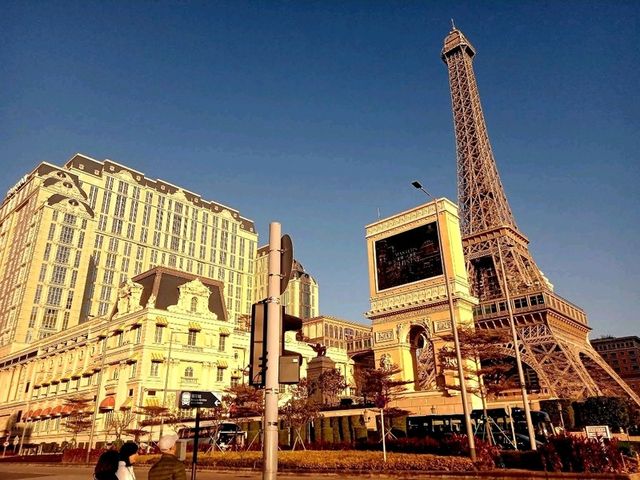 The Parisian🗼 The Parisian🗼
