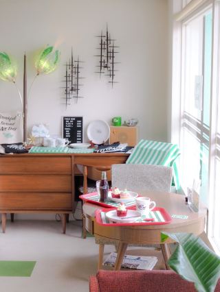 [Fussa] Travel back in time to 1950s America!