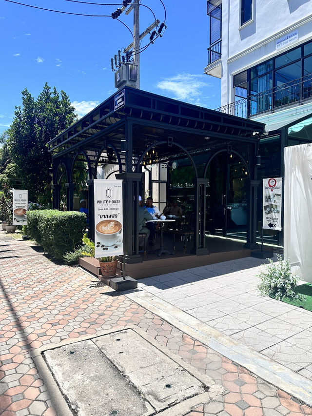 Laila Restaurant