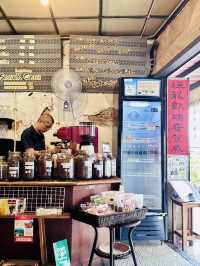 ☕ Hidden Gem of Sarawak — Black Bean Coffee