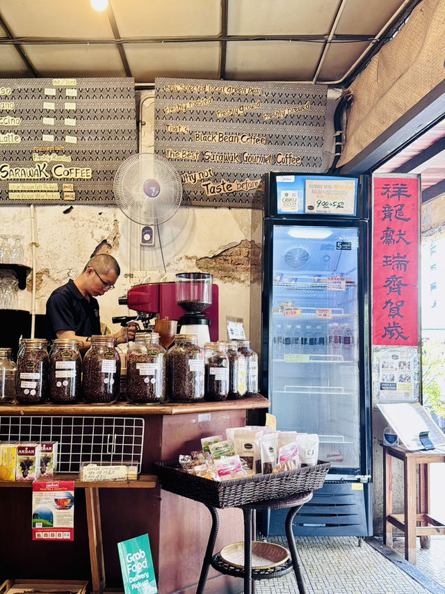 ☕ Hidden Gem of Sarawak — Black Bean Coffee