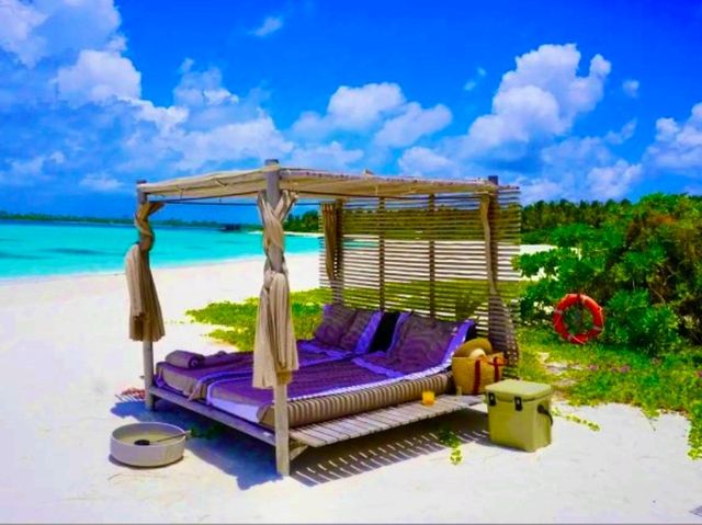 The Ritz-Carlton Maldives, Fari Islands — Refined Luxury in Every Detail The Ritz-Carlton Maldives, Fari Islands — Refined Luxury in Every Detail