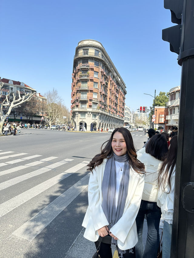 📸✨ จุดถ่ายรูปสุดคลาสสิกแห่งเซี่ยงไฮ้ 