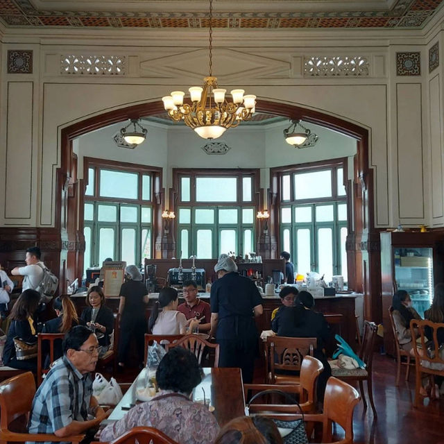 กาแฟนรสิงห์ ณ พระราชวังพญาไท