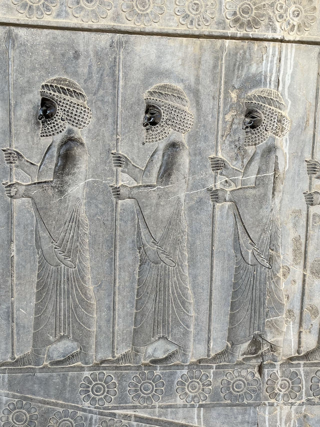 🔥古代ペルシャ帝国の記憶を歩く｜ペルセポリス（イラン）