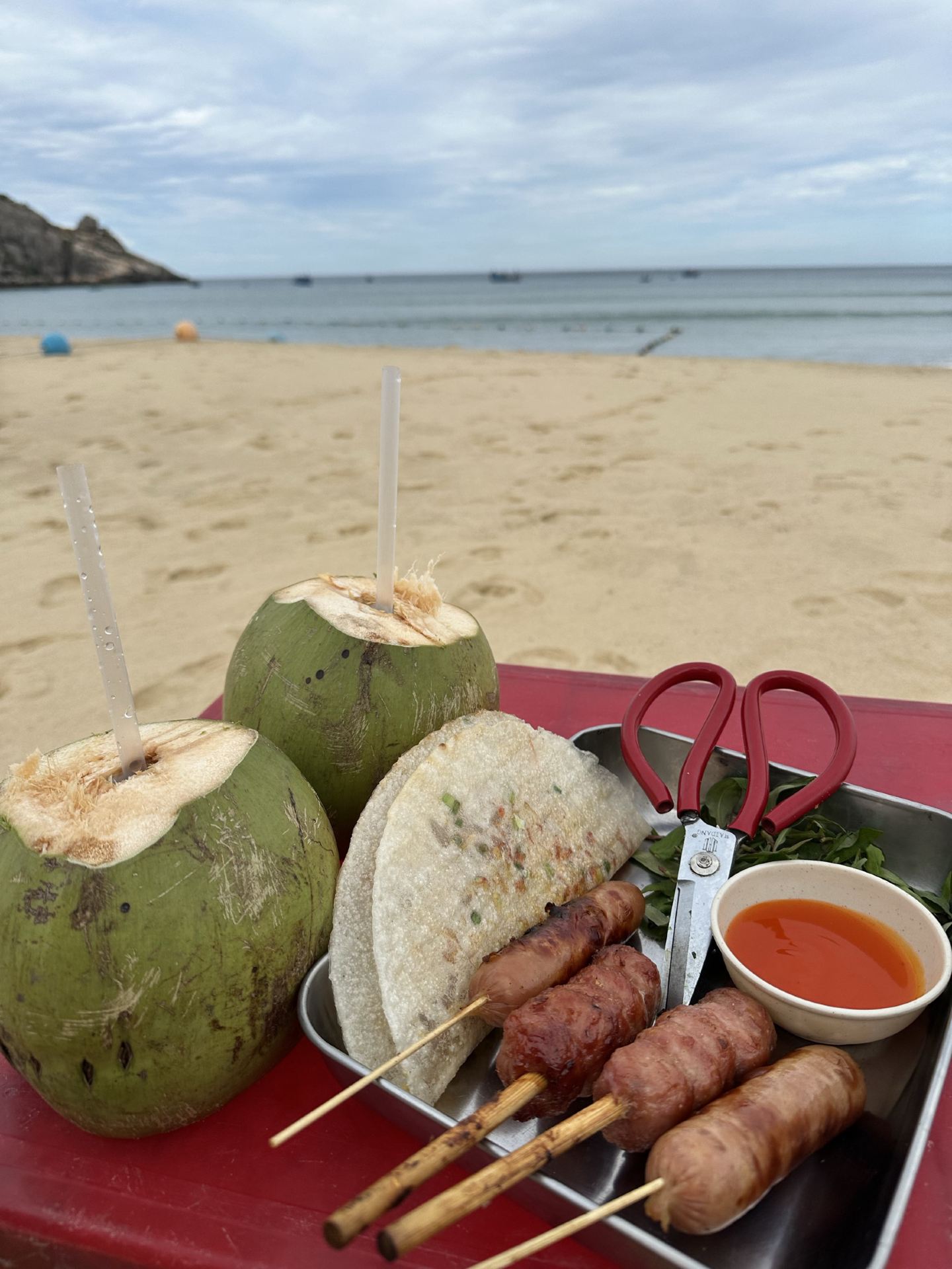 Splurge or Save? How I Afford to Travel Asia for Months 🌏