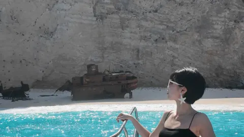 Zakynthos Shipwreck Cove. — traveler post in Planos