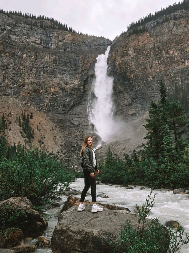 🌊 Takkakaw Falls + Natural Bridge – Yoho National Park Adventure! 🌊 Takkakaw Falls + Natural Bridge – Yoho National Park Adventure!