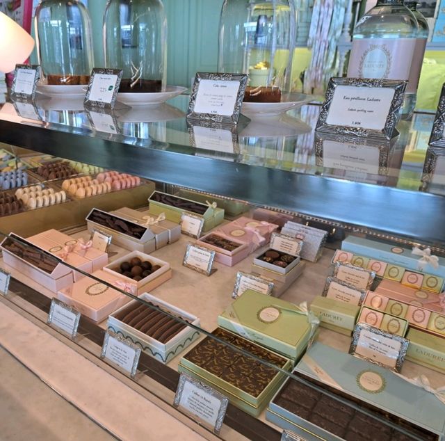 法國甜點體驗--LADURÉE