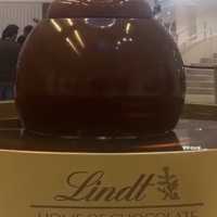 Chocolate lovers! Lindt factory Switzerland 