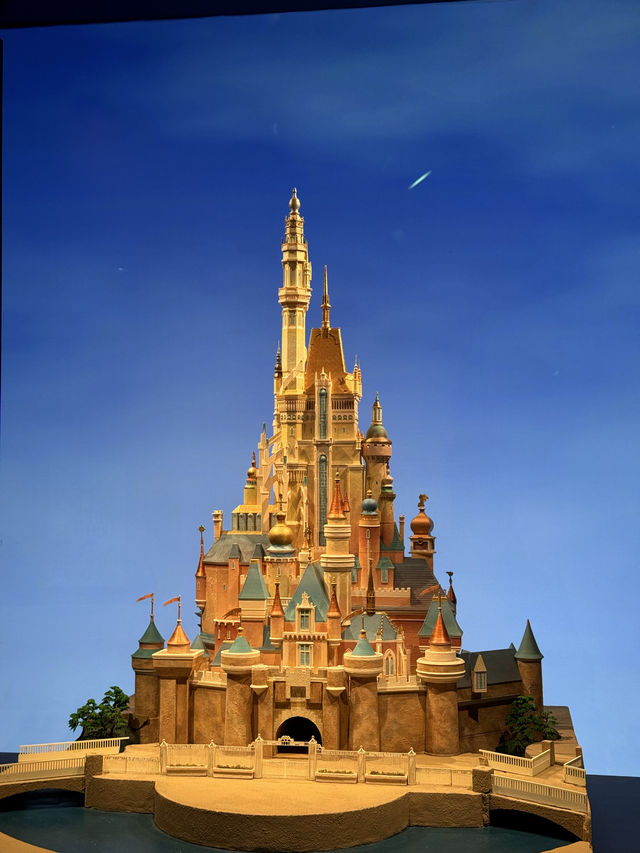 🎉 🇬🇧慶祝迪士尼100週年：倫敦Disney 100展覽 🏰✨