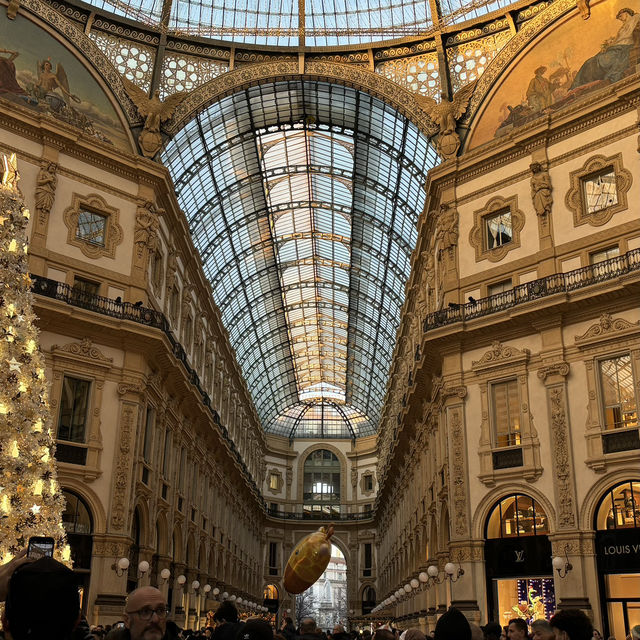 Milan Cathedral, Galleria Vittorio Emanuele II