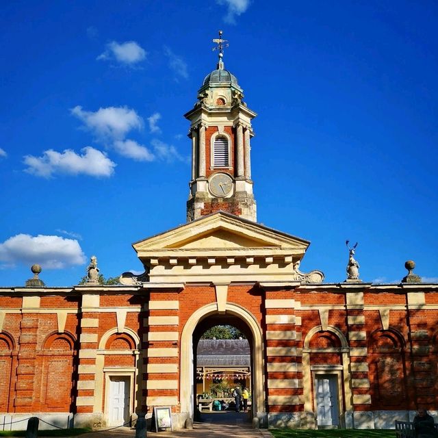 Cambridge Wimpole Estate – A Stroll Through Elegance and Earth
