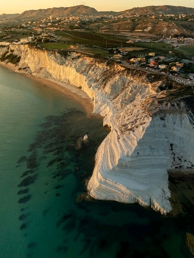 Scala dei Turchi: Sicily’s Dazzling Natural Staircase