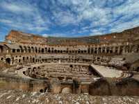 🇮🇹 Exploring the Colosseum in Rome: A Journey Through Time 🏛️✨