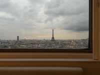 From Thames to Seine River