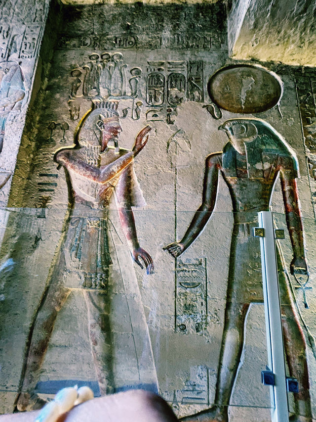 📜👑 EGYPTIAN MAGIC UNVEILED: TOP SPOTS FOR INCREDIBLE DISCOVERIES! 