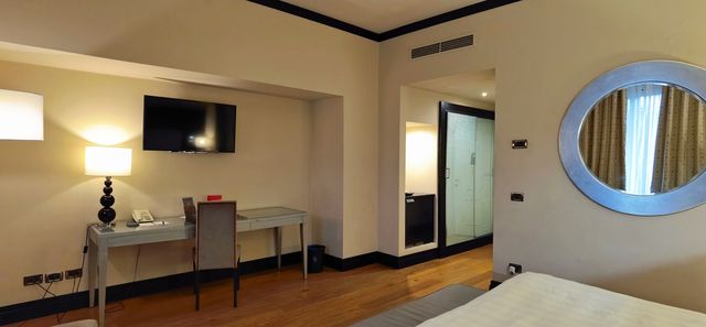 梅蒂奇別墅酒店,傲途格精選·豪華大床房掠影 梅蒂奇別墅酒店,傲途格精選·豪華大床房掠影