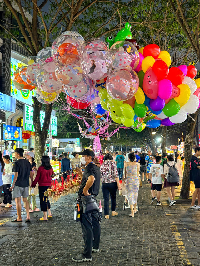 三亞最火夜市｜來這裡簡直就是去了台灣墾丁