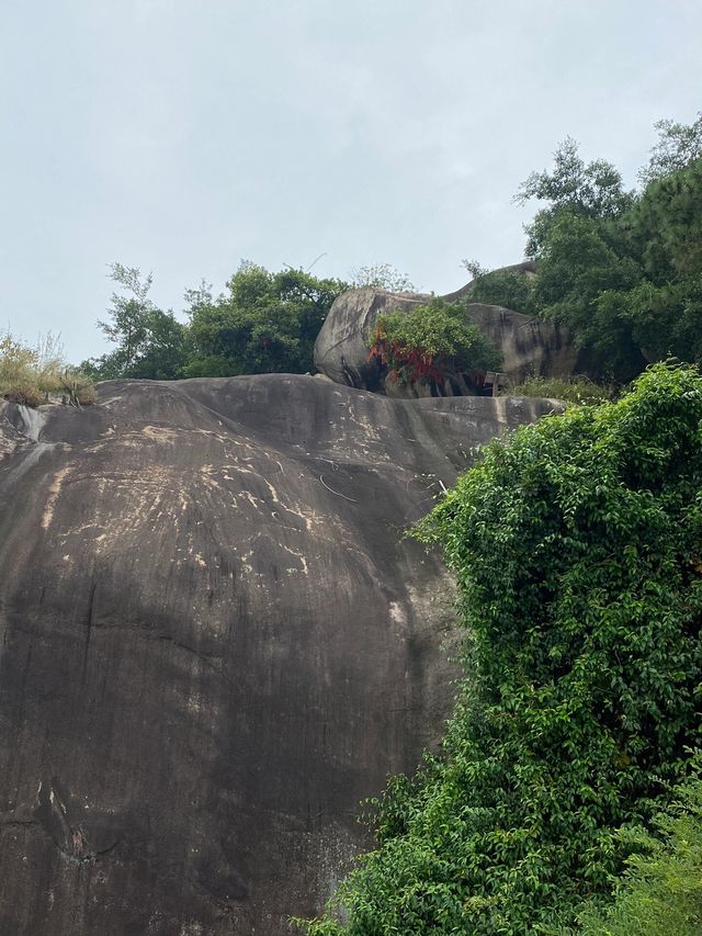 漳州雲岩洞｜隱藏在城市中的自然奇觀