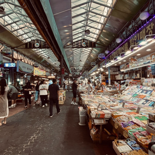 Dongmun Traditional Market, Jeju Island 