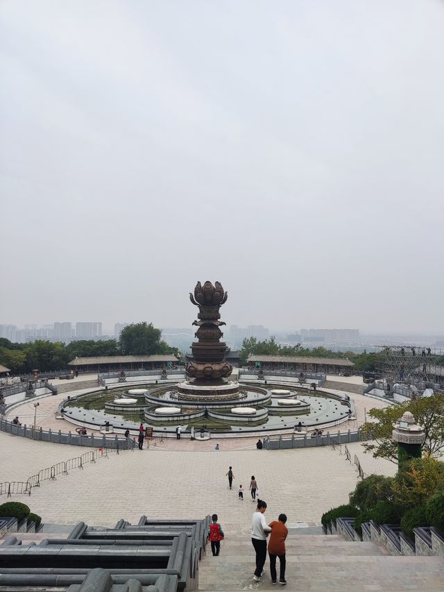 千年石窟群隨願白佛山……