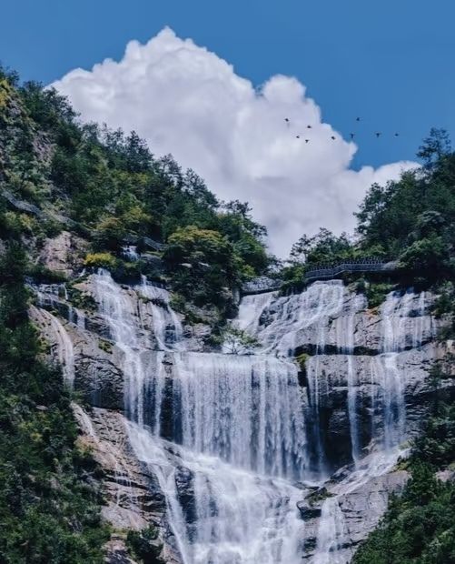 穿越千年的禪意與自然的交響曲——天台山秘境