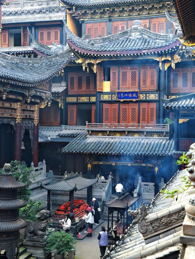 I Thought Hongya Cave Was Impressive! Until I Discovered This Ancient Temple