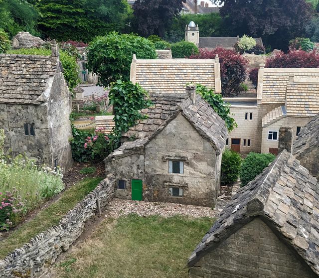 英國波頓模型村｜小小天地，大大童話！