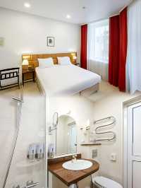 Hotel Pushkin：都市中的寧靜港灣
